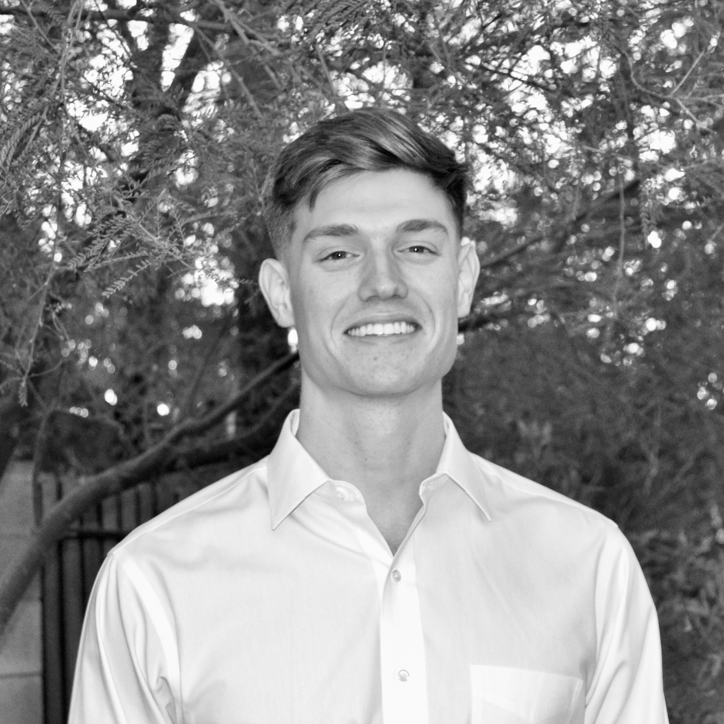 Zachary Van Tol Headshot